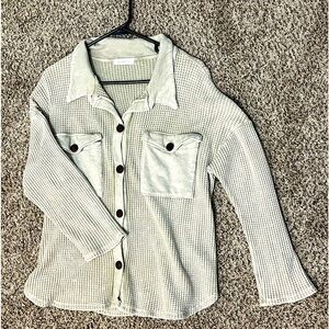 Women’s BUCKETLIST Waffle Knit Button Down Tan/Olive Size S